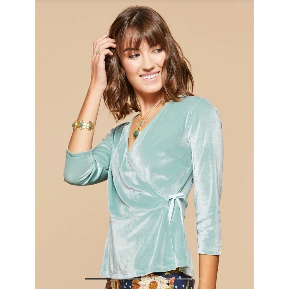 Spartina 449 Cassi Wrap Velvet Blouse in Blue Surf Size Medium